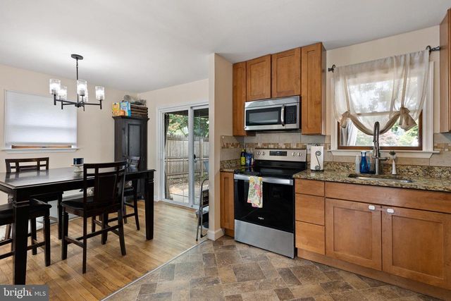 2433 OWEN DR, Wilmington, DE 19808