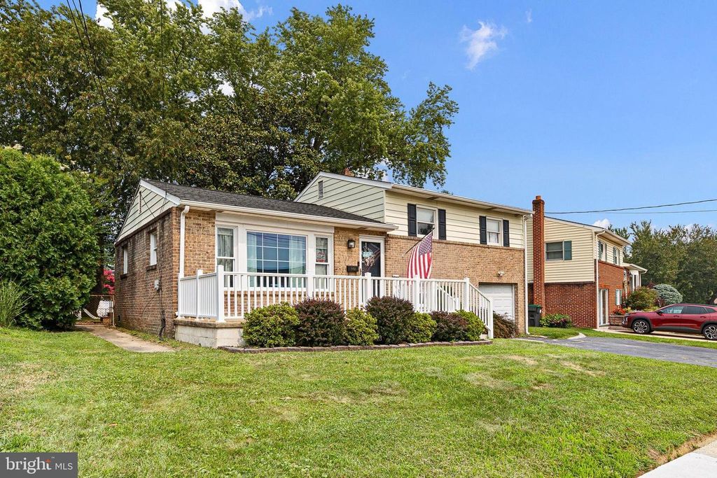 2433 OWEN DR, Wilmington, DE 19808