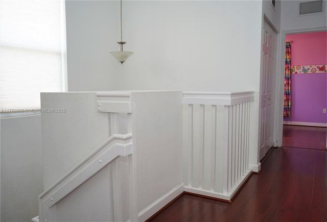 3365 W 91 Terr, Hialeah, FL 33018