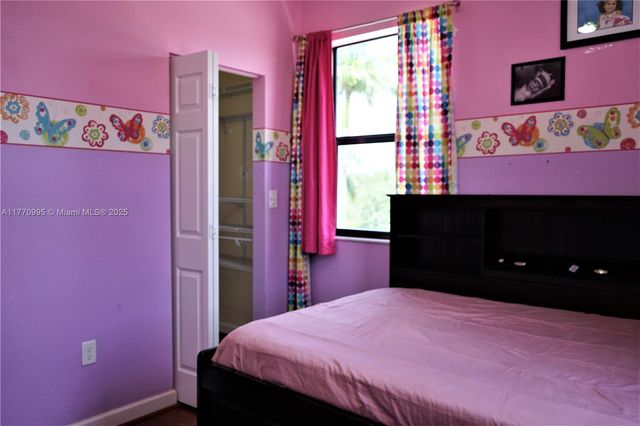 3365 W 91 Terr, Hialeah, FL 33018