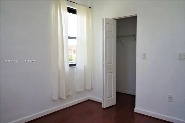 3365 W 91 Terr, Hialeah, FL 33018