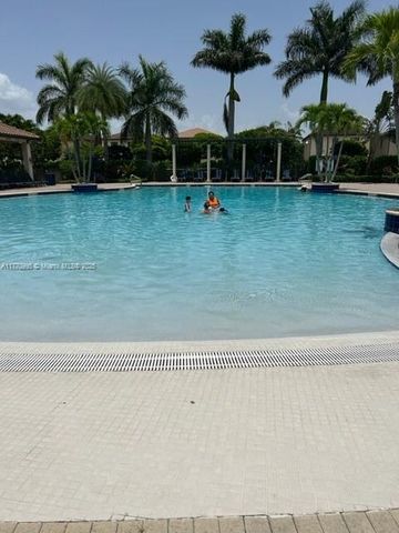 3365 W 91 Terr, Hialeah, FL 33018