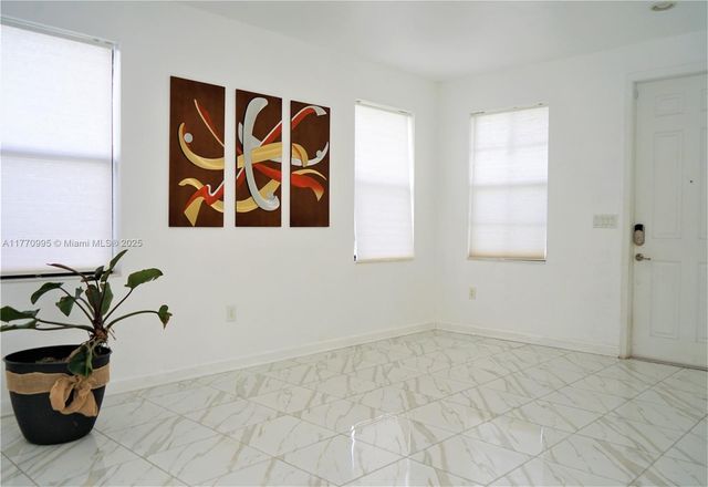 3365 W 91 Terr, Hialeah, FL 33018