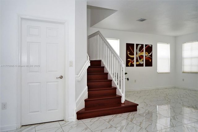 3365 W 91 Terr, Hialeah, FL 33018