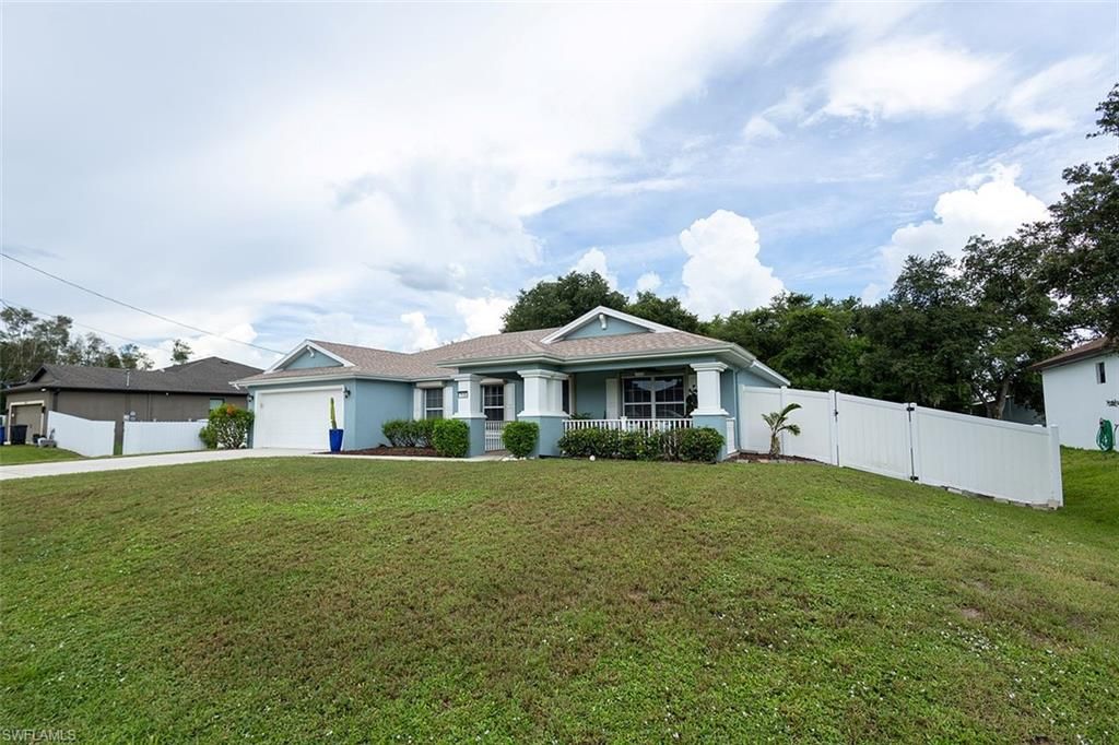 715 Zendor AVE, FORT MYERS, FL 33913 — photo 3