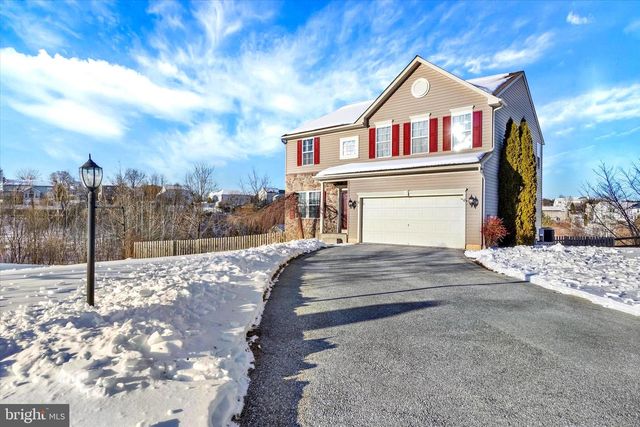 85 MALEK DR, Hanover, PA 17331