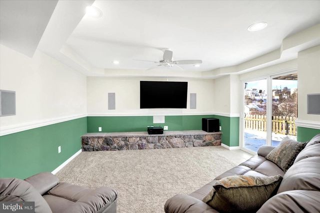 85 MALEK DR, Hanover, PA 17331