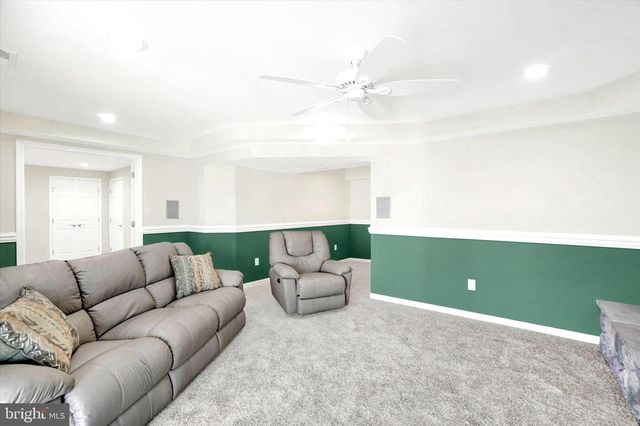 85 MALEK DR, Hanover, PA 17331