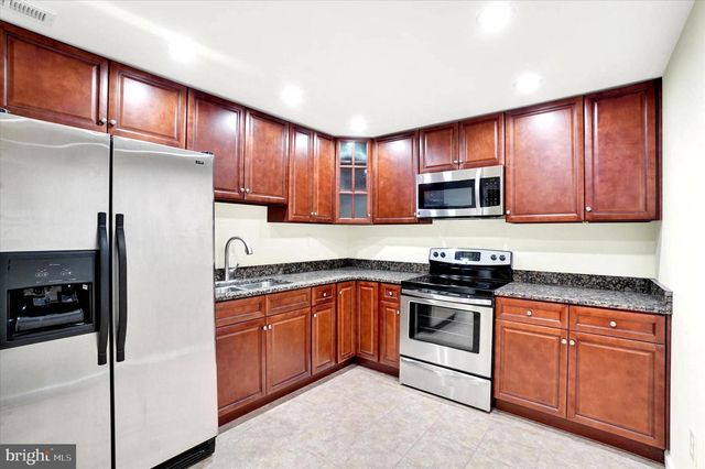 85 MALEK DR, Hanover, PA 17331