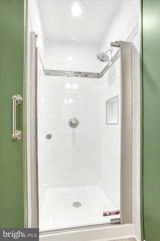 85 MALEK DR, Hanover, PA 17331