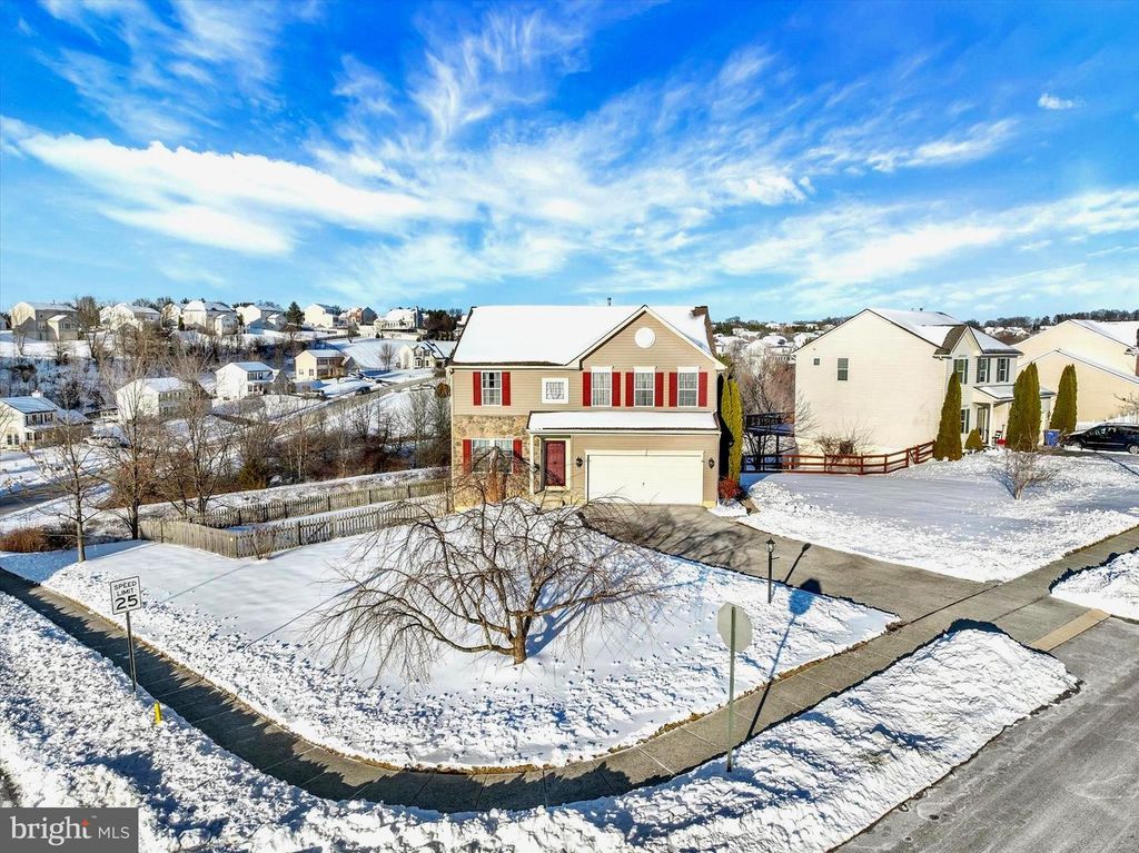 85 MALEK DR, Hanover, PA 17331