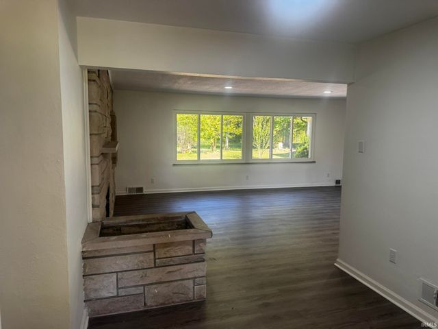 816 Ludwig Park Drive, Fort Wayne, IN 46825