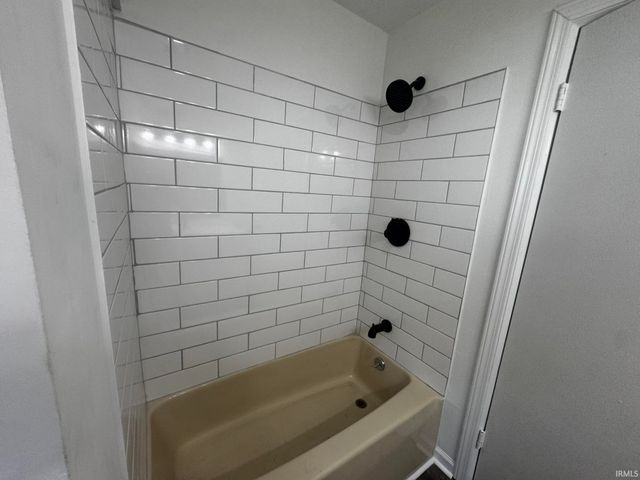 816 Ludwig Park Drive, Fort Wayne, IN 46825