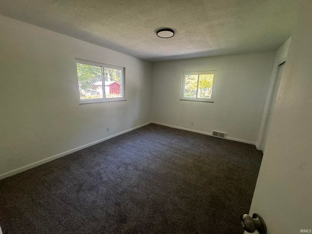 816 Ludwig Park Drive, Fort Wayne, IN 46825