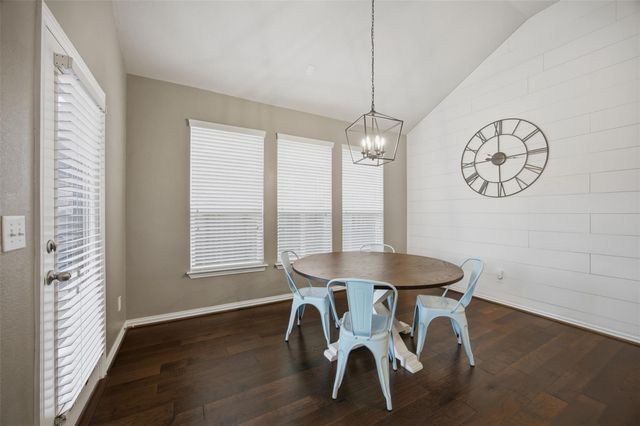 304 Vista Portola LOOP, Liberty Hill, TX 78642