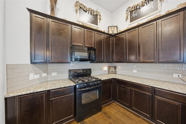 304 Vista Portola LOOP, Liberty Hill, TX 78642
