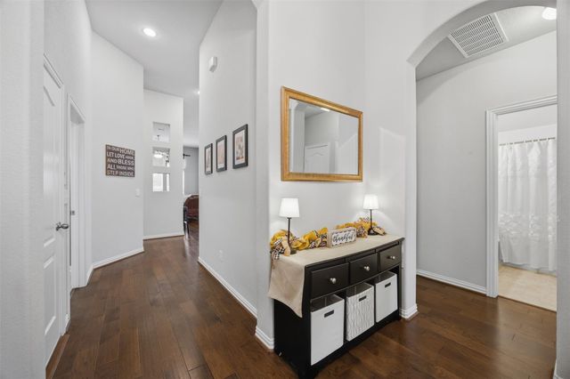 304 Vista Portola LOOP, Liberty Hill, TX 78642