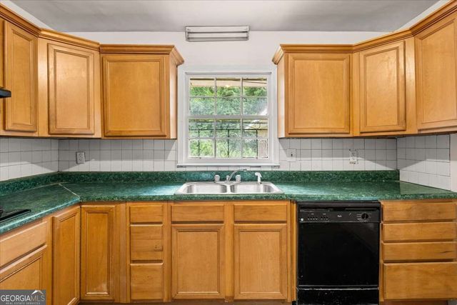 2205 Enon Road SW, Atlanta, GA 30331