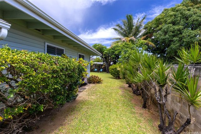 176 Kuulei Road, Kailua, HI 96734