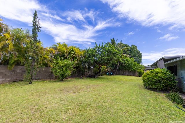 176 Kuulei Road, Kailua, HI 96734
