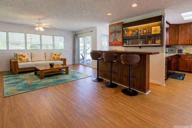 176 Kuulei Road, Kailua, HI 96734