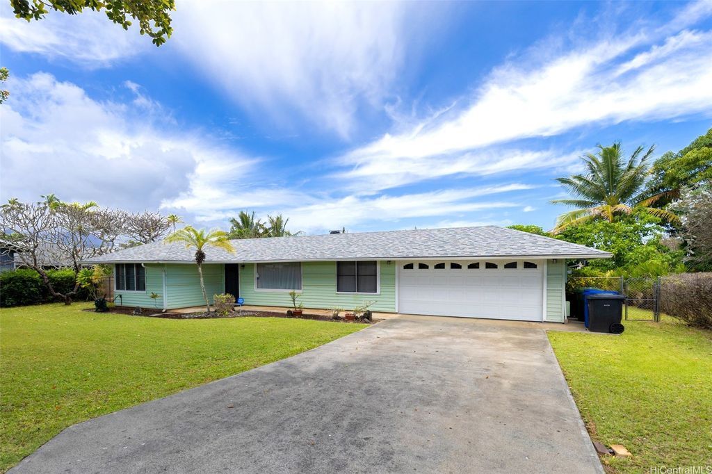 176 Kuulei Road, Kailua, HI 96734