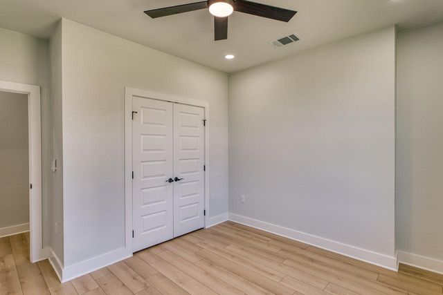 101 Olympia Hills CT, Kingsland, TX 78639