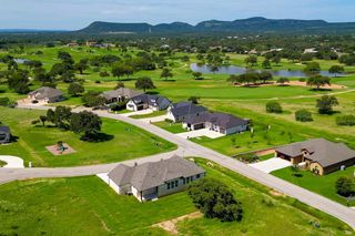 101 Olympia Hills CT, Kingsland, TX 78639