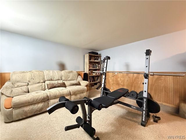 223 Greenmeadow Drive, West Seneca, NY 14224