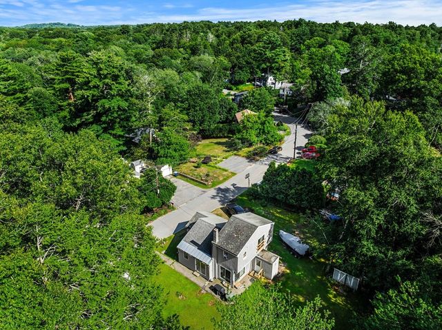 76 Pine Tree Drive, Hamilton, MA 01982