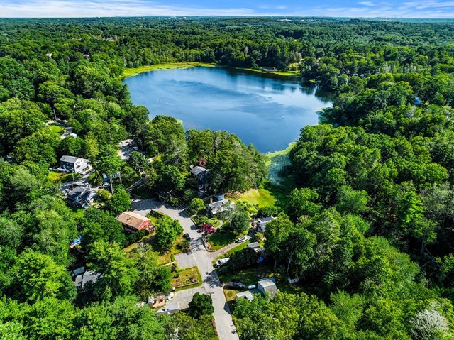 76 Pine Tree Drive, Hamilton, MA 01982