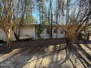 1014 Payne Street, Graceville, FL 32440