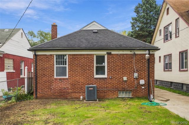 9131 Steel Street, Detroit, MI 48228