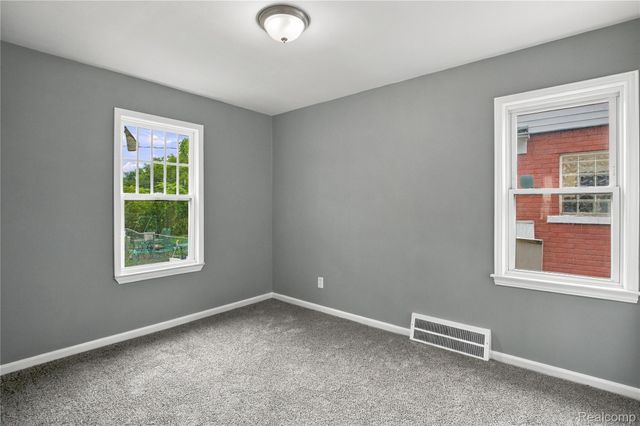 9131 Steel Street, Detroit, MI 48228
