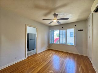697 Mira Monte Place E, Pasadena, CA 91101