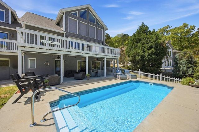 118 Broad River Drive, Santee, SC 29142