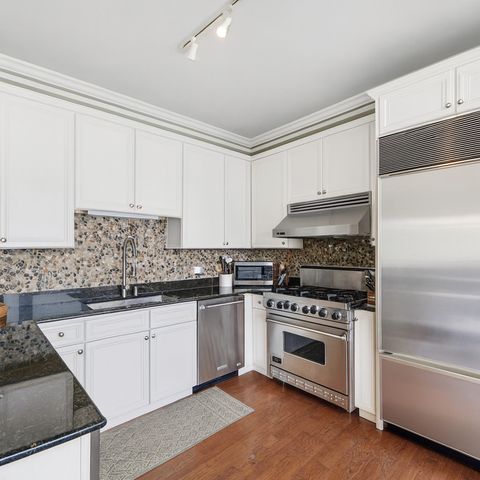 233 E 13TH Street 1209, Chicago, IL 60605