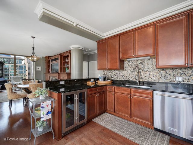 233 E 13TH Street 1209, Chicago, IL 60605