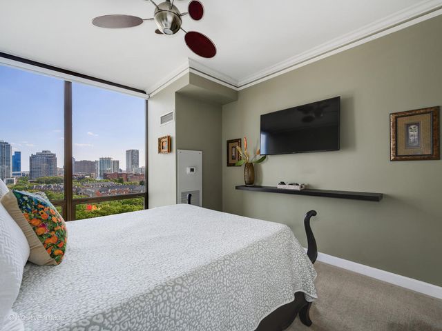 233 E 13TH Street 1209, Chicago, IL 60605