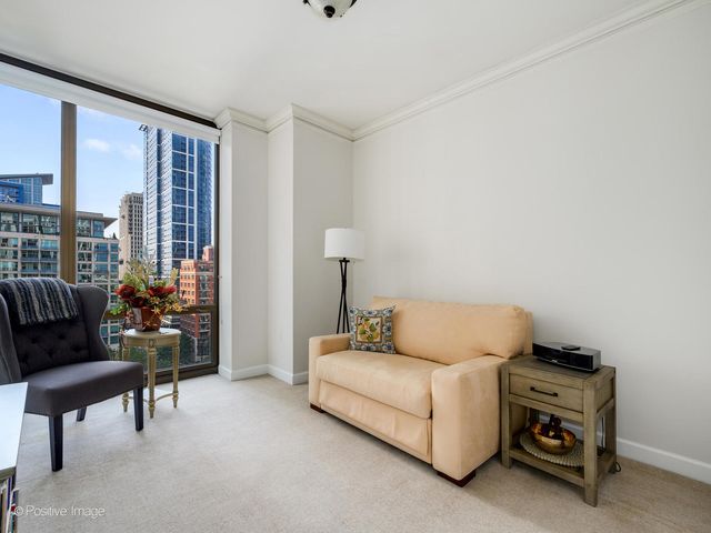 233 E 13TH Street 1209, Chicago, IL 60605