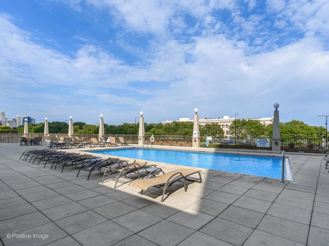 233 E 13TH Street 1209, Chicago, IL 60605