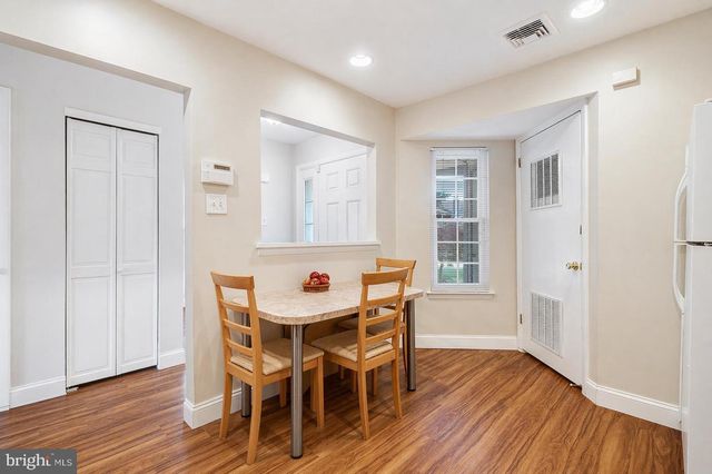 17 FERN CT, Hamilton, NJ 08690