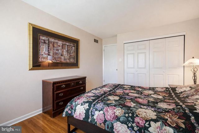 17 FERN CT, Hamilton, NJ 08690