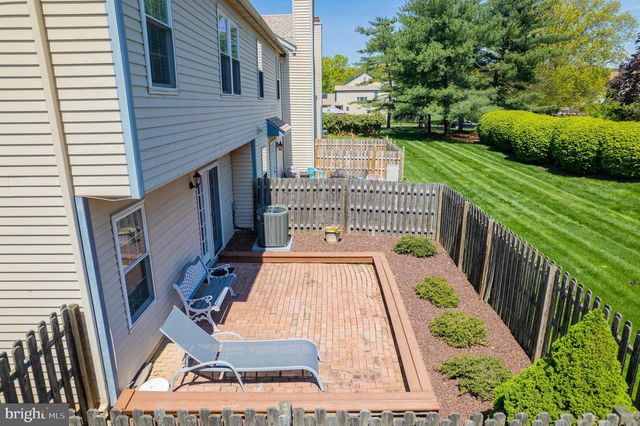 17 FERN CT, Hamilton, NJ 08690