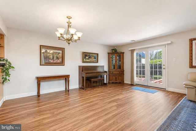 17 FERN CT, Hamilton, NJ 08690
