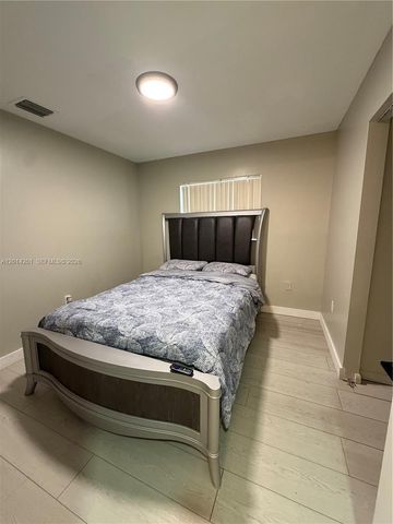 1410 NW 199TH St, Miami Gardens, FL 33169