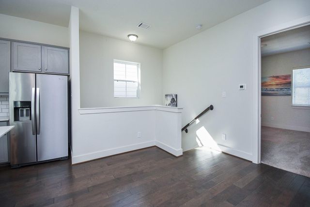 6031 Cypress Street, Houston, TX 77074