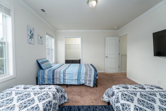 306 Kenan Loop, Jacksonville, NC 28546