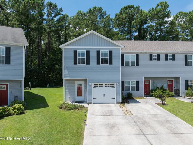 306 Kenan Loop, Jacksonville, NC 28546