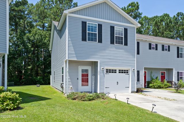 306 Kenan Loop, Jacksonville, NC 28546